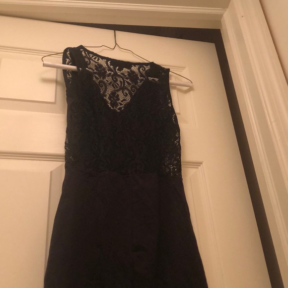 A little black dress - Picture 2 of 2